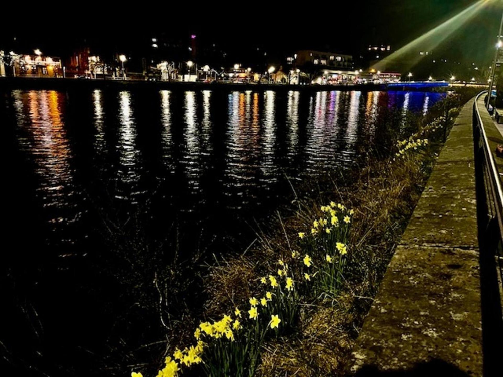 Stunning Spacious Apartment On River Ness Inverness Exterior photo